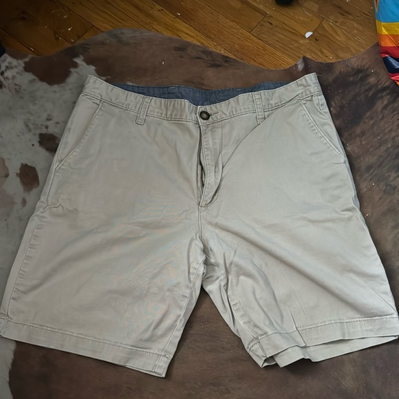 GEORGE Khaki shorts - Picture 1 of 2